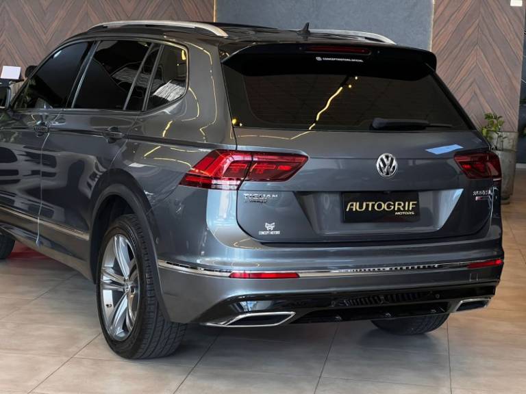 VOLKSWAGEN - TIGUAN - 2019/2019 - Cinza - R$ 158.900,00