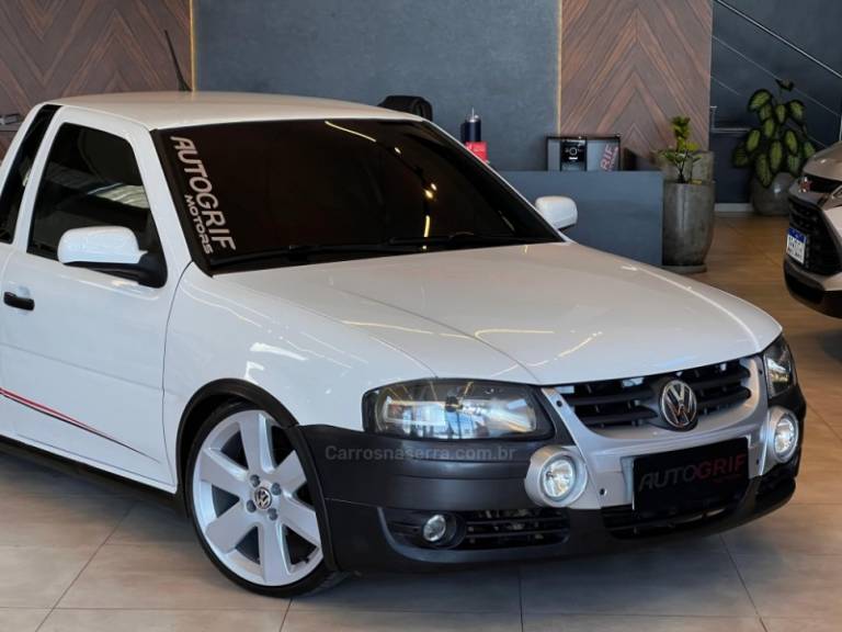 VOLKSWAGEN - SAVEIRO - 2009/2009 - Branca - R$ 51.900,00