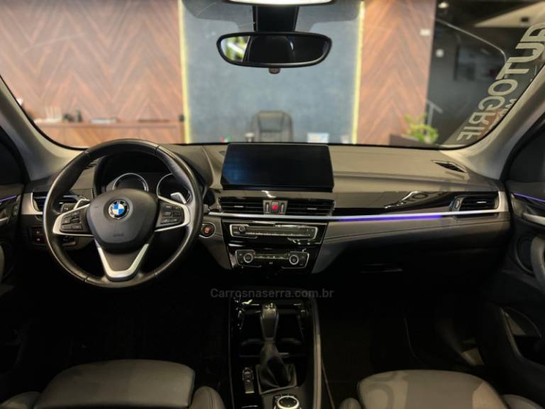 BMW - X1 - 2020/2020 - Branca - R$ 184.900,00