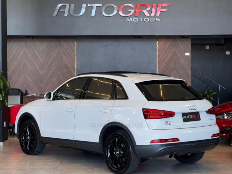 AUDI - Q3 - 2015/2015 - Branca - R$ 92.900,00