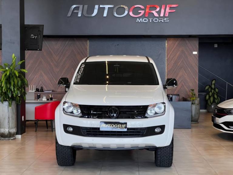 VOLKSWAGEN - AMAROK - 2015/2016 - Branca - R$ 118.900,00