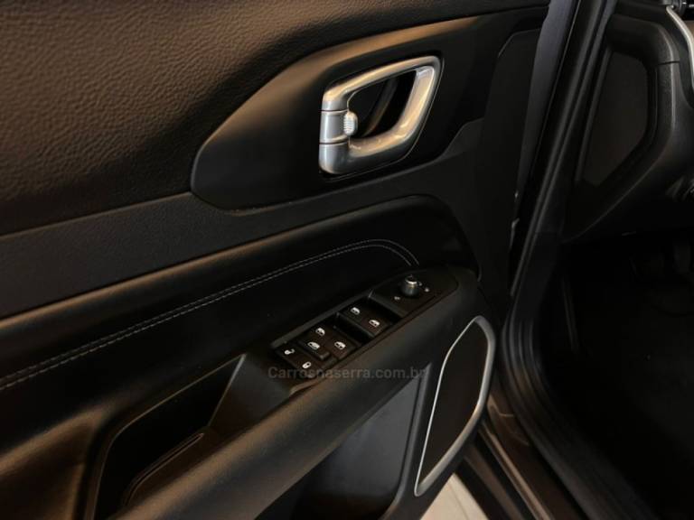 JEEP - COMPASS - 2022/2022 - Cinza - R$ 132.900,00