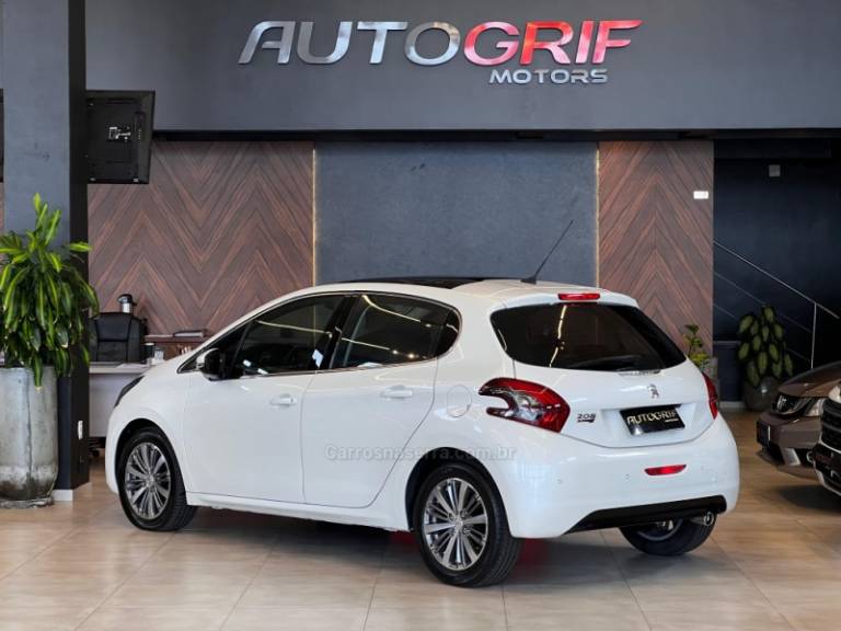 PEUGEOT - 208 - 2017/2017 - Branca - R$ 58.900,00