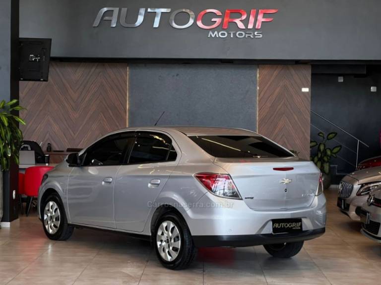 CHEVROLET - PRISMA - 2015/2015 - Prata - R$ 51.900,00