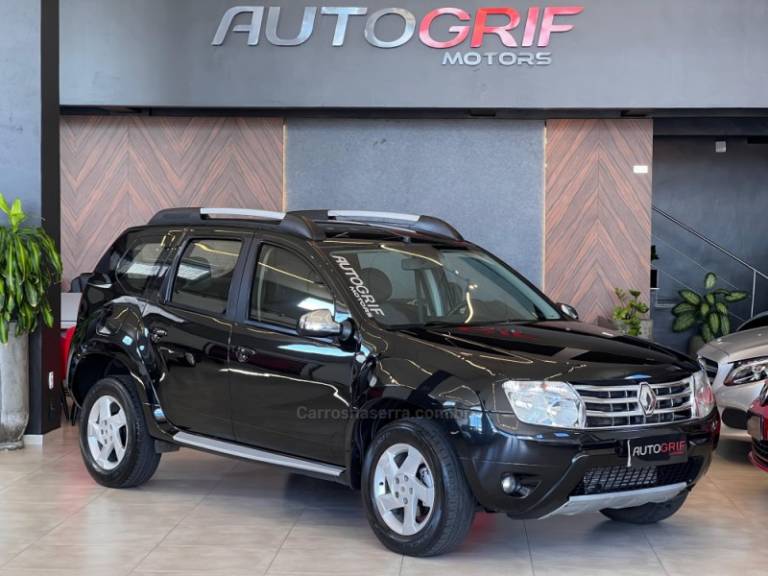 RENAULT - DUSTER - 2014/2015 - Preta - R$ 54.900,00