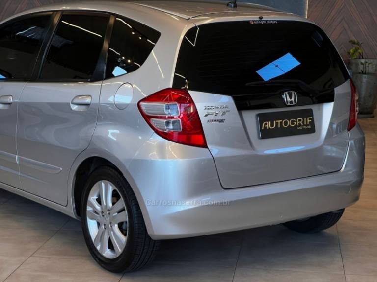 HONDA - FIT - 2010/2010 - Prata - R$ 47.900,00