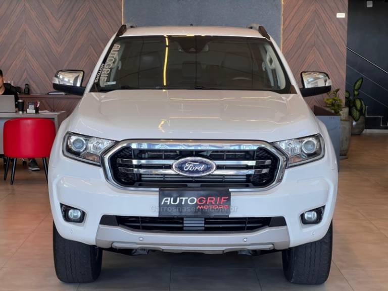 FORD - RANGER - 2021/2021 - Branca - R$ 184.900,00