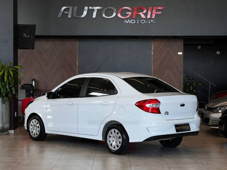 FORD - KA - 2021/2021 - Branca - R$ 54.900,00