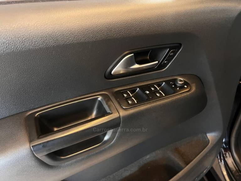 VOLKSWAGEN - AMAROK - 2019/2019 - Preta - R$ 154.900,00