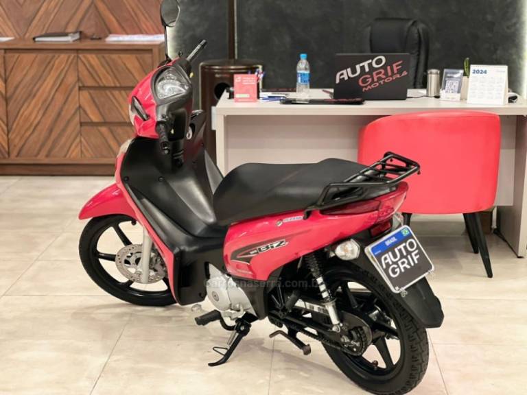 HONDA - BIZ 125 - 2014/2015 - Vermelha - R$ 12.900,00