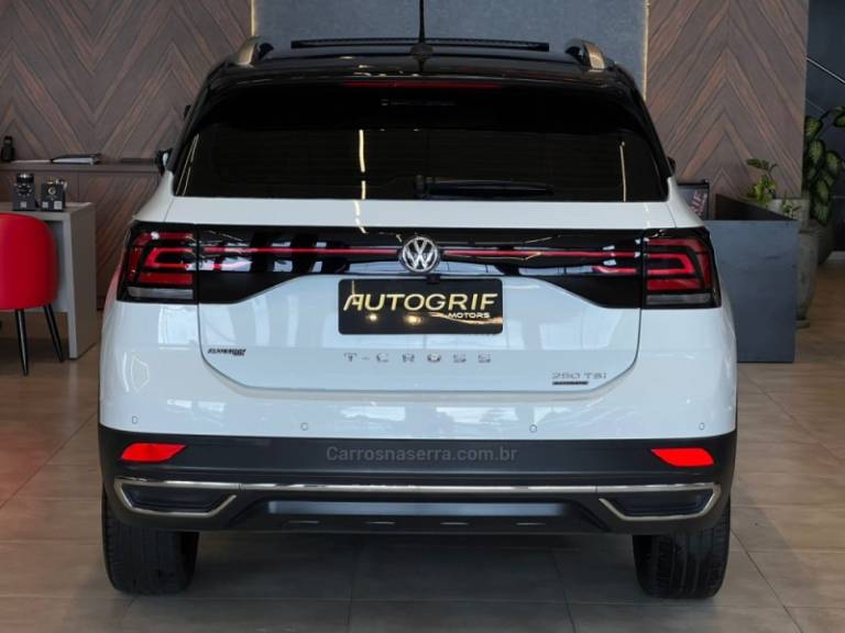 VOLKSWAGEN - T-CROSS - 2020/2020 - Branca - R$ 116.900,00