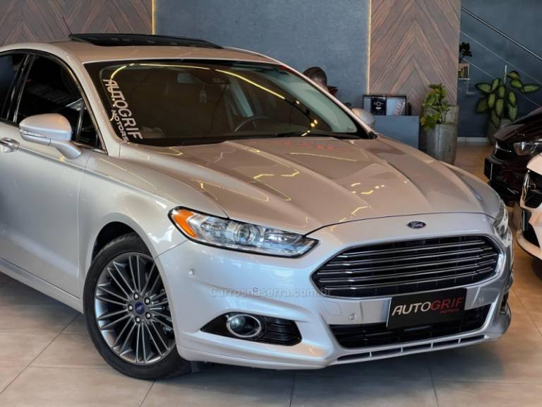 FORD - FUSION - 2015/2015 - Prata - R$ 81.900,00