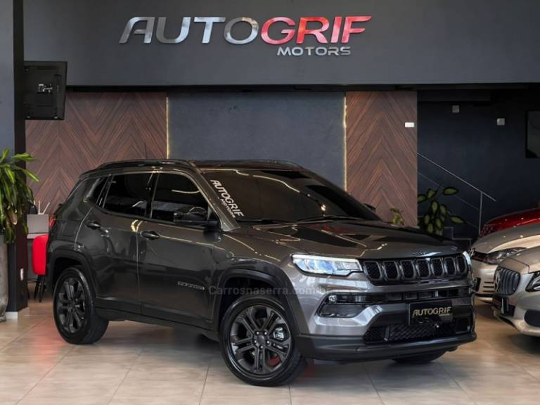 JEEP - COMPASS - 2022/2022 - Cinza - R$ 132.900,00