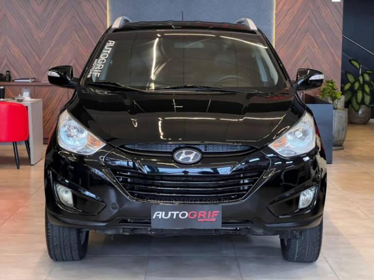 HYUNDAI - IX35 - 2010/2011 - Preta - R$ 61.900,00