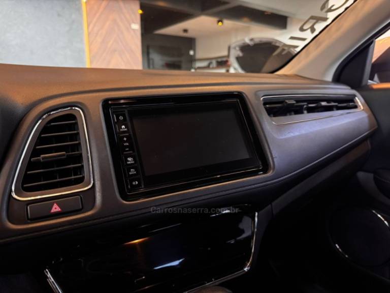 HONDA - HR-V - 2020/2020 - Prata - R$ 113.900,00