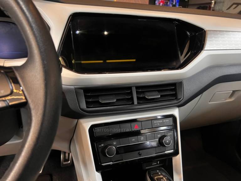 VOLKSWAGEN - T-CROSS - 2021/2021 - Branca - R$ 121.900,00