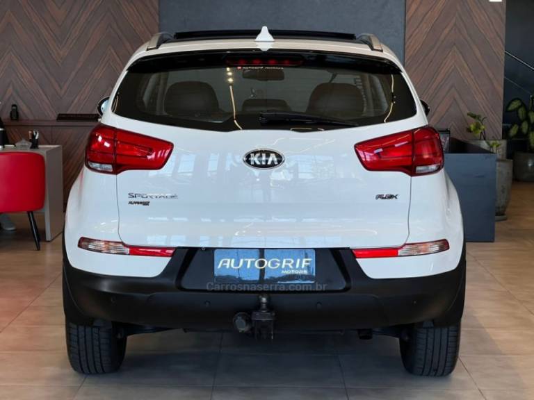 KIA MOTORS - SPORTAGE - 2015/2015 - Branca - R$ 84.900,00