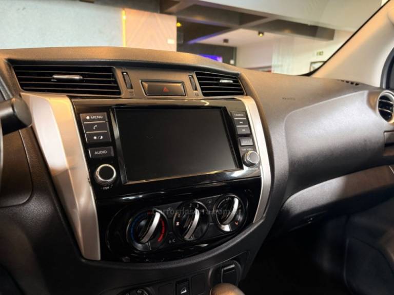 NISSAN - FRONTIER - 2020/2020 - Vermelha - R$ 147.900,00