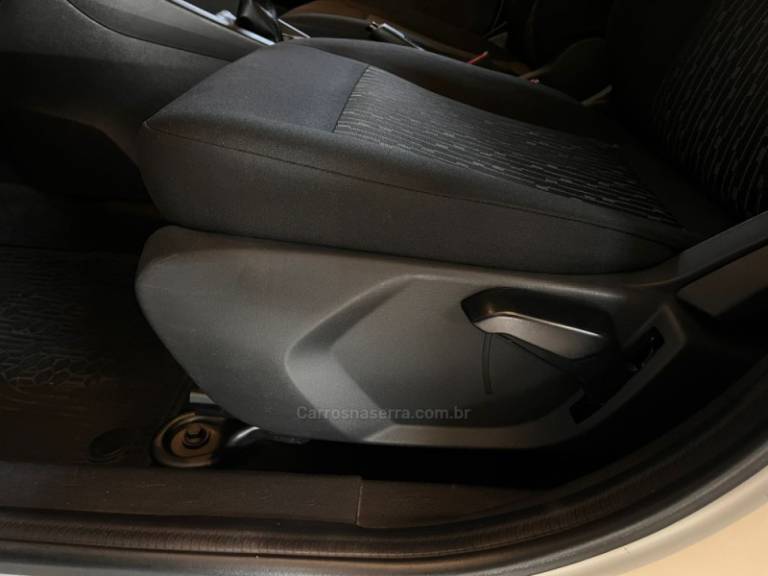 FORD - KA - 2021/2021 - Branca - R$ 54.900,00