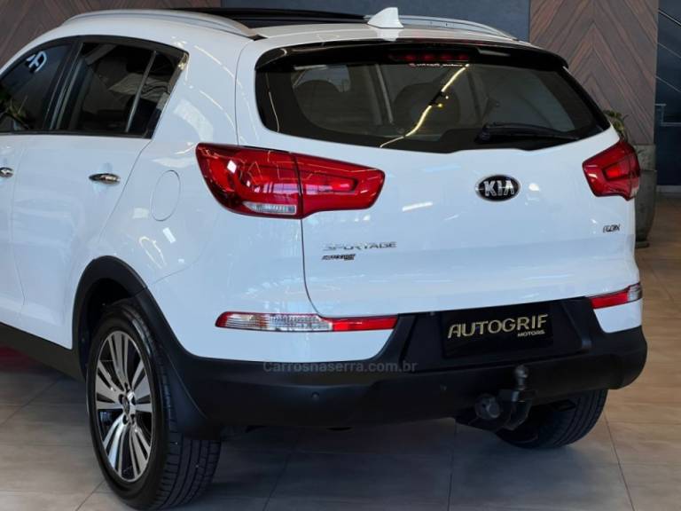 KIA MOTORS - SPORTAGE - 2016/2016 - Branca - R$ 89.900,00