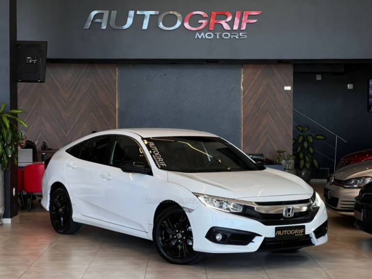 HONDA - CIVIC - 2016/2017 - Branca - R$ 108.900,00