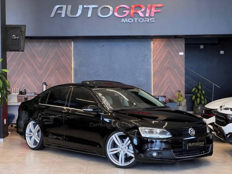 VOLKSWAGEN - JETTA - 2011/2011 - Preta - R$ 54.900,00