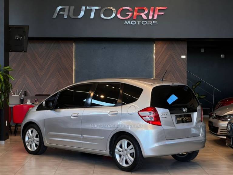 HONDA - FIT - 2010/2010 - Prata - R$ 47.900,00