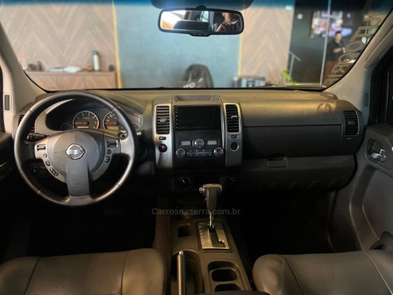NISSAN - FRONTIER - 2015/2015 - Branca - R$ 105.900,00