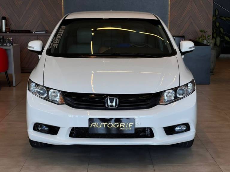 HONDA - CIVIC - 2014/2014 - Branca - R$ 72.900,00