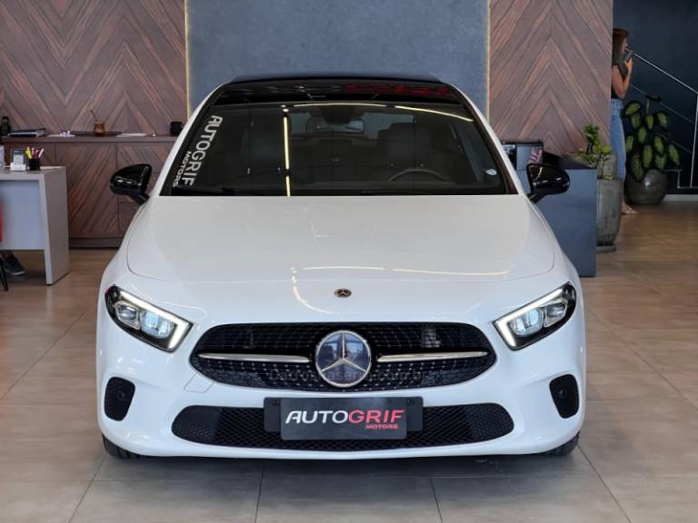 MERCEDES-BENZ - A 250 - 2019/2019 - Branca - R$ 189.900,00