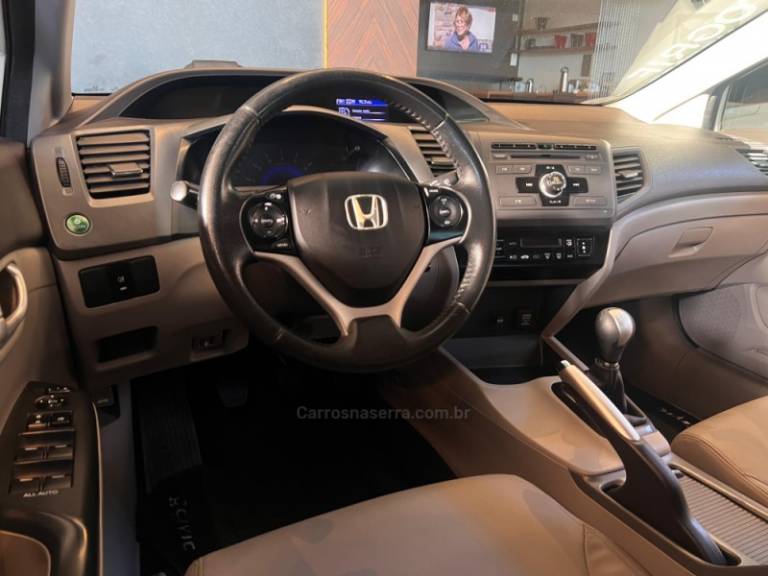 HONDA - CIVIC - 2012/2012 - Branca - R$ 60.900,00