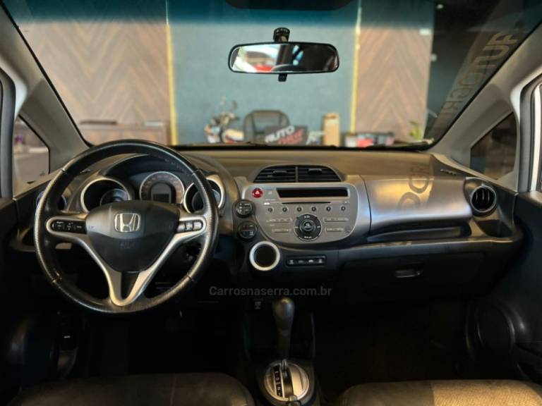 HONDA - FIT - 2010/2010 - Prata - R$ 47.900,00
