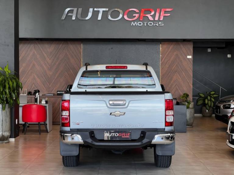 CHEVROLET - S10 - 2013/2013 - Prata - R$ 115.900,00