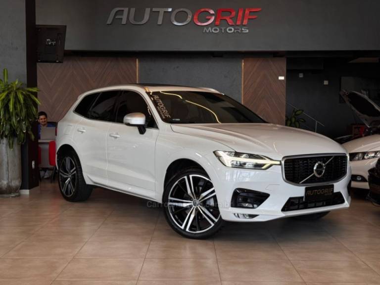 VOLVO - XC60 - 2018/2018 - Branca - R$ 159.900,00