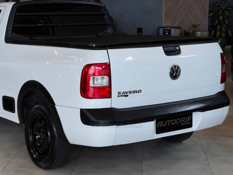 VOLKSWAGEN - SAVEIRO - 2012/2012 - Branca - R$ 35.900,00