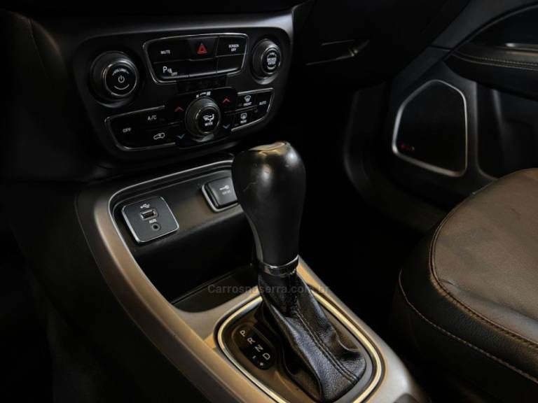 JEEP - COMPASS - 2019/2019 - Branca - R$ 98.900,00