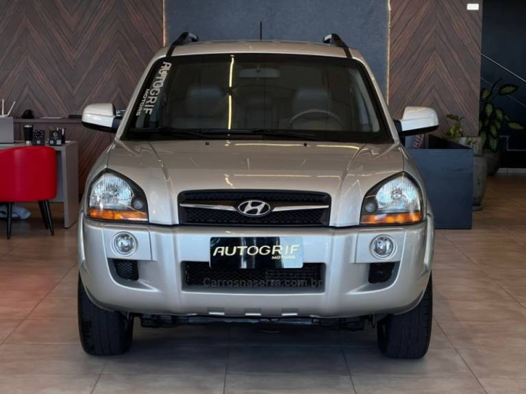 HYUNDAI - TUCSON - 2012/2013 - Prata - R$ 41.900,00