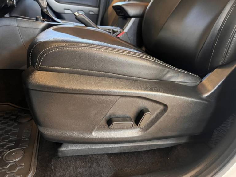 FORD - RANGER - 2021/2021 - Branca - R$ 184.900,00
