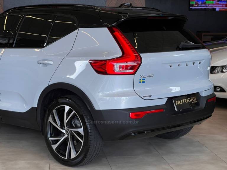 VOLVO - XC 40 - 2021/2021 - Cinza - R$ 195.900,00