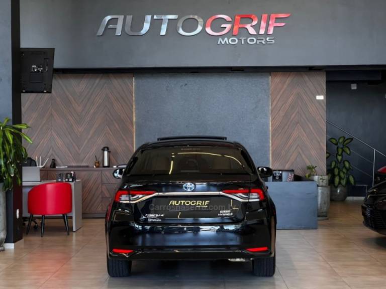 TOYOTA - COROLLA - 2021/2021 - Preta - R$ 138.900,00