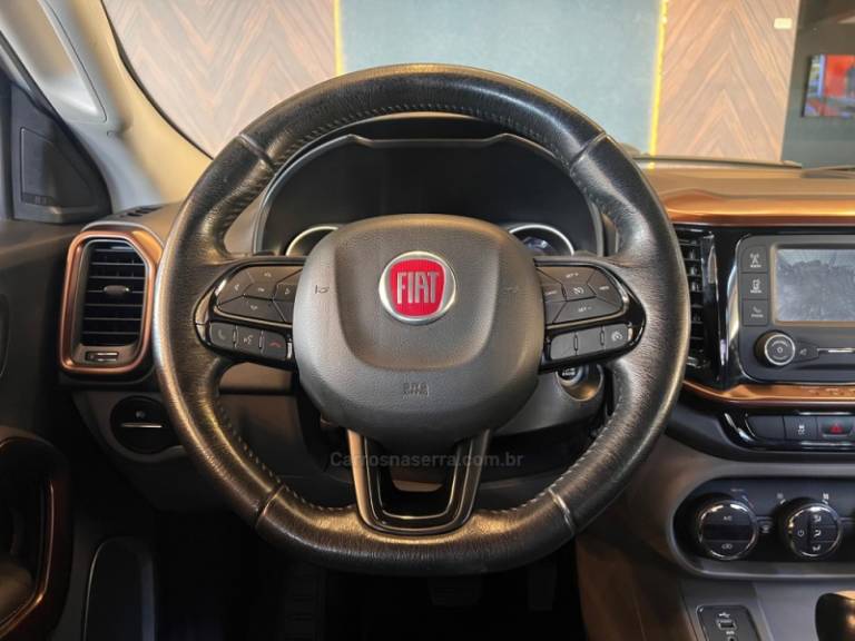 FIAT - TORO - 2018/2018 - Branca - R$ 84.900,00