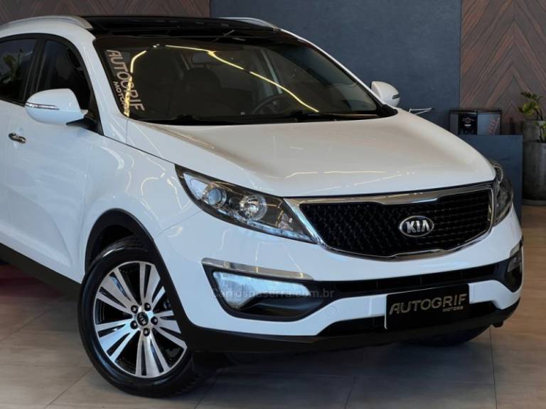 KIA MOTORS - SPORTAGE - 2015/2015 - Branca - R$ 84.900,00