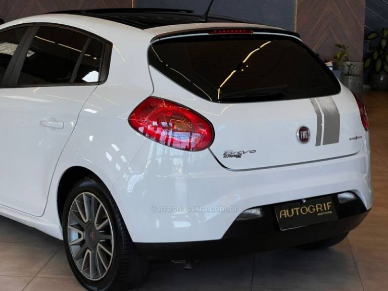 FIAT - BRAVO - 2012/2013 - Branca - R$ 44.900,00