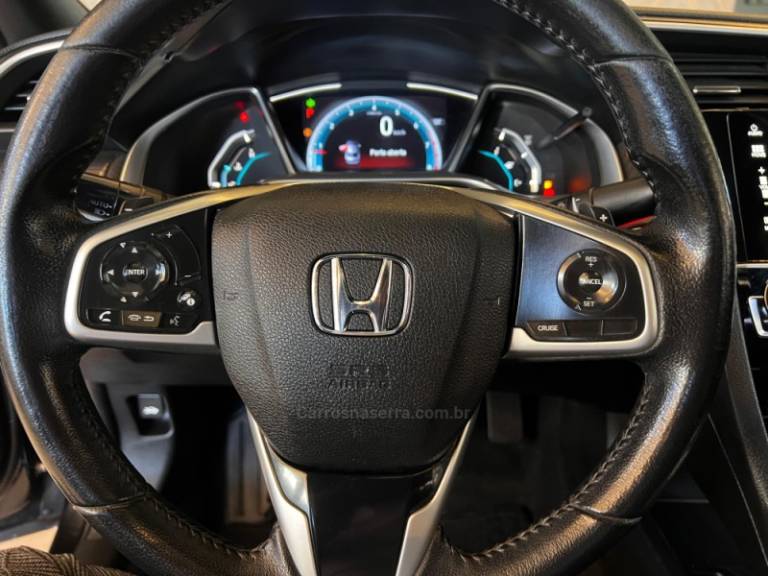 HONDA - CIVIC - 2019/2020 - Preta - R$ 146.900,00