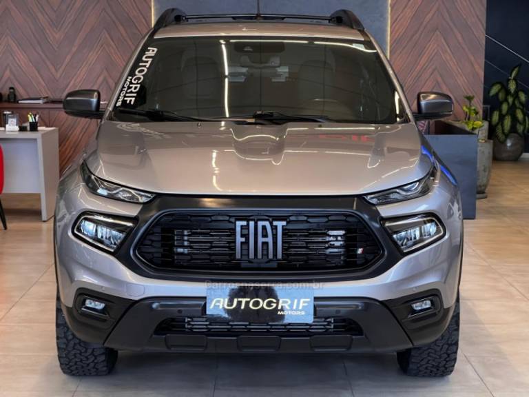 FIAT - TORO - 2022/2022 - Cinza - R$ 143.900,00
