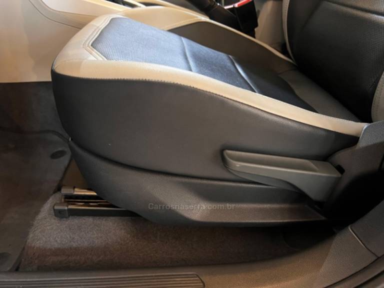 VOLKSWAGEN - T-CROSS - 2021/2021 - Cinza - R$ 121.900,00