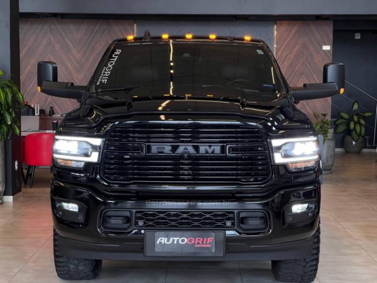 DODGE - RAM - 2022/2022 - Preta - R$ 409.900,00