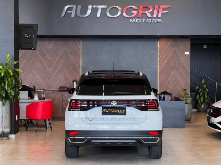 VOLKSWAGEN - T-CROSS - 2021/2021 - Branca - R$ 121.900,00