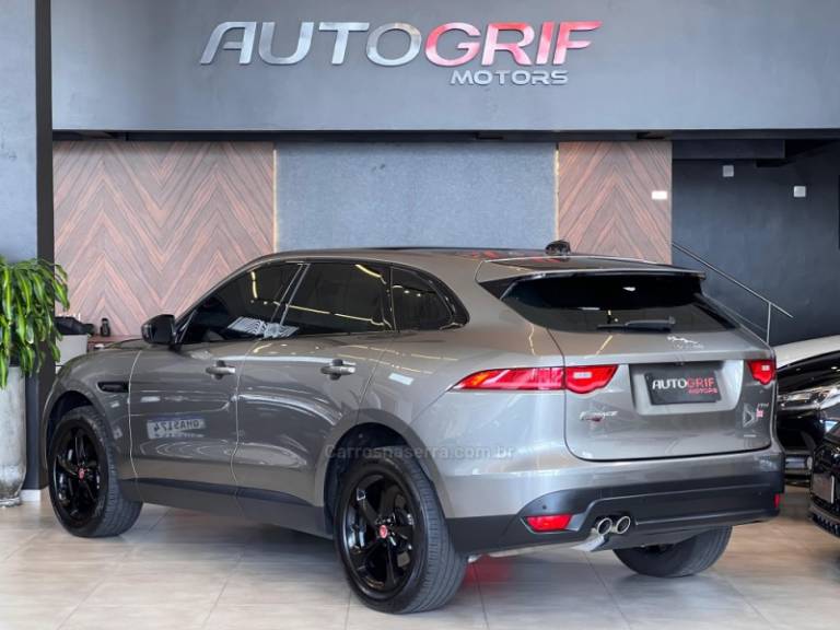 JAGUAR - F-PACE - 2018/2019 - Cinza - R$ 228.900,00