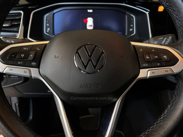 VOLKSWAGEN - NIVUS - 2022/2023 - Cinza - R$ 118.900,00